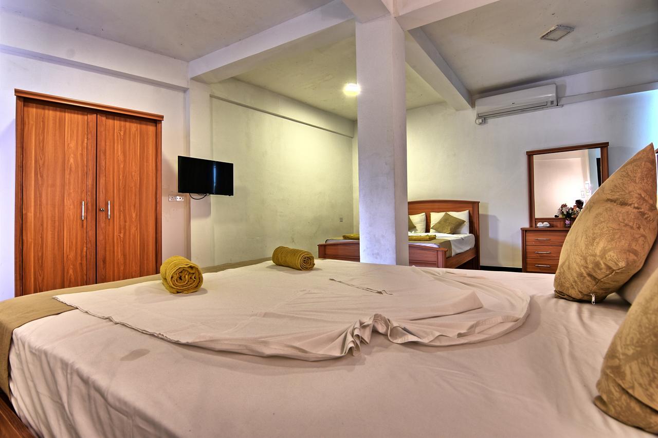 Oak Ray La Ella Breeze Hotel Exterior photo