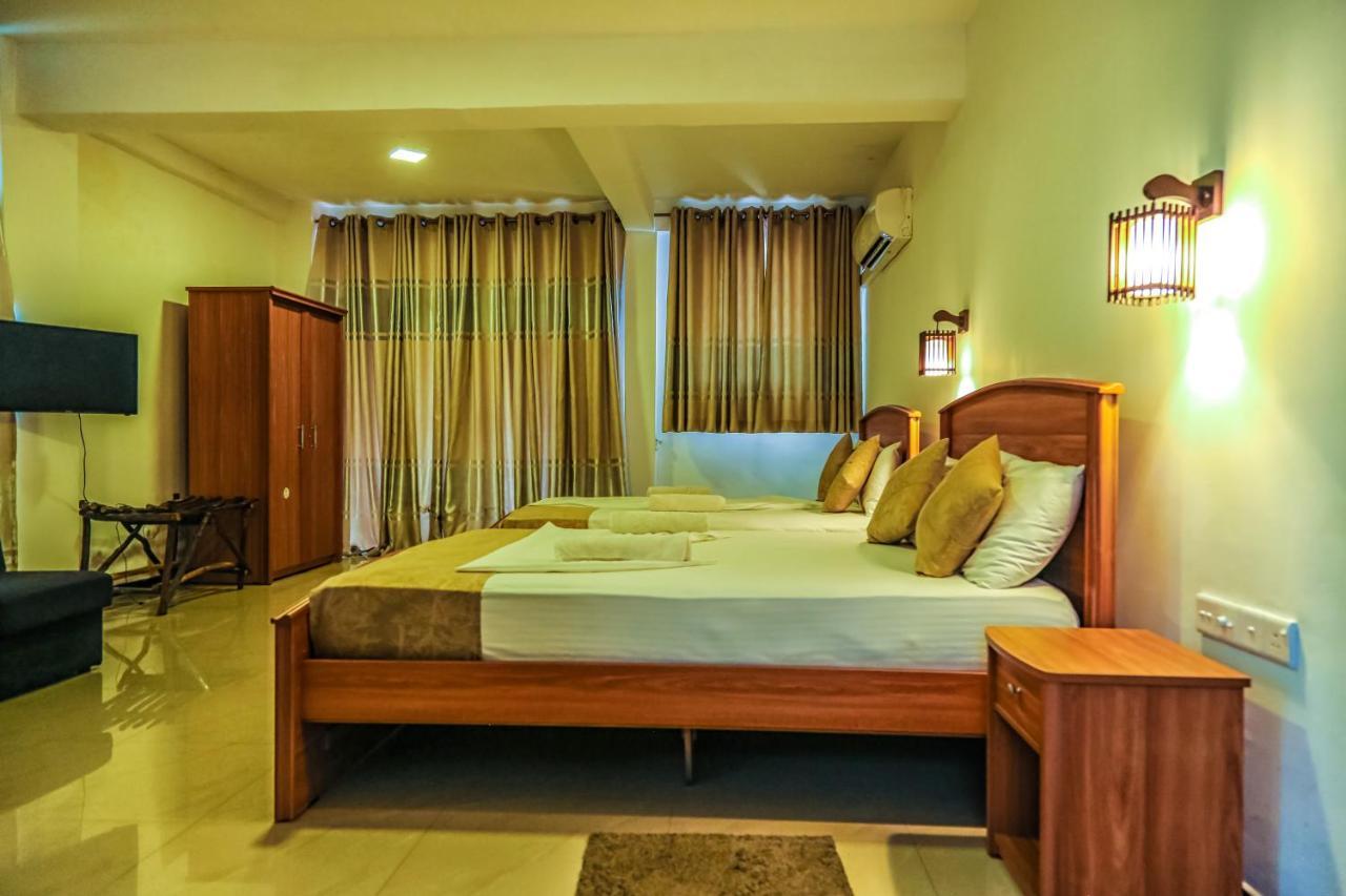 Oak Ray La Ella Breeze Hotel Exterior photo