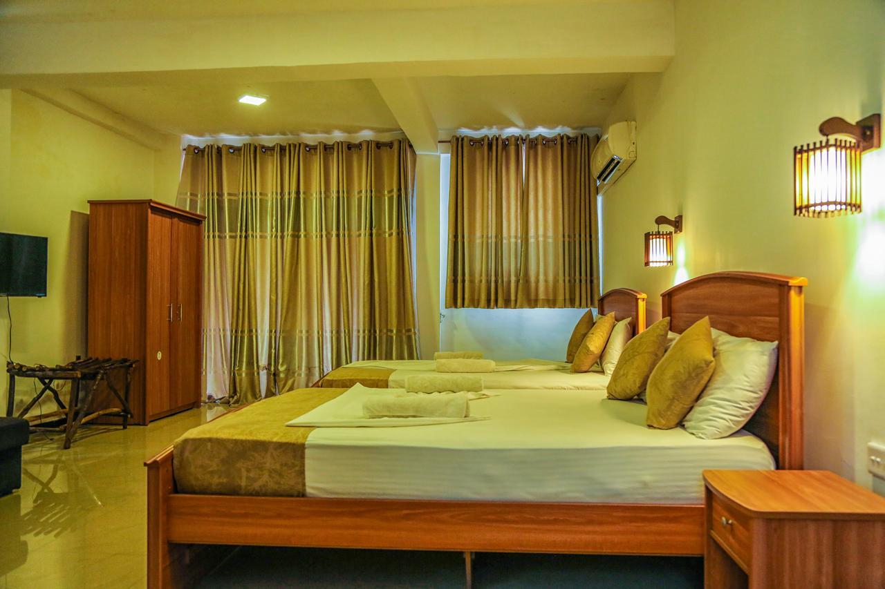 Oak Ray La Ella Breeze Hotel Exterior photo